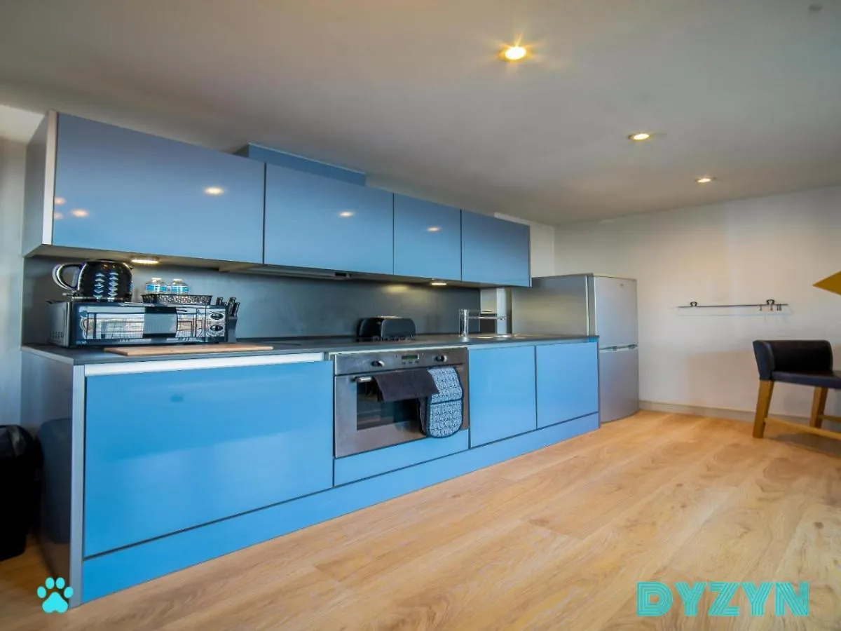 Cozy 2Br Retreat Prime Cardiff Location公寓 0*,